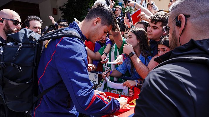 La selección española llega a Málaga para iniciar la 'era De la Fuente'