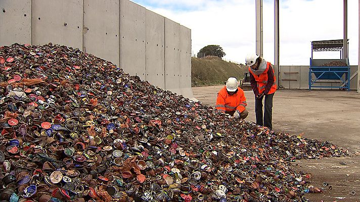 El escarabajo verde - Más allá del glamour