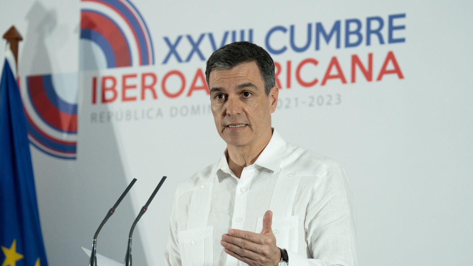 Sánchez critica la "insolvencia" y "mala fe" de Feijóo