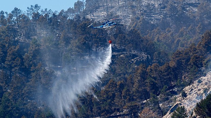 Telediario Fin de Semana - La situación del incendio en Castellón mejora al llegar la noche, aunque no está estabilizado aún