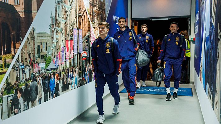 Telediario 1 - La selección española ya está en Glasgow