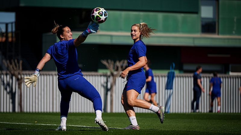 Buenas noticias en el Barcelona: Alexia Putellas empieza a trabajar con el grupo  