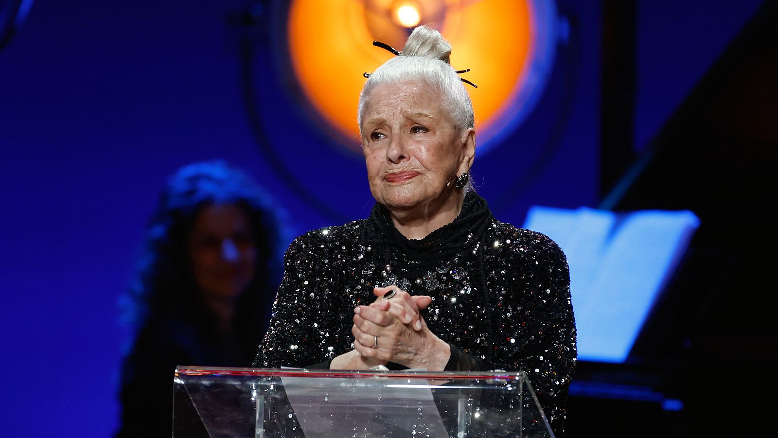 Lola Herrera, Talía de Honor: "Tenemos una profesión dura, pero la más hermosa" - Cultura en Rtve.es | Ver