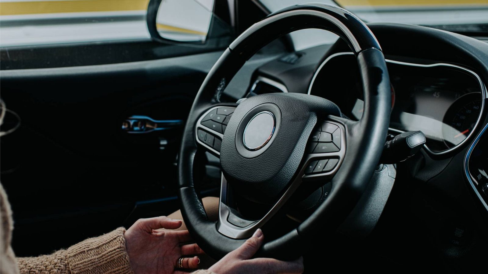 La Unión Europea plantea que los jóvenes de 17 años puedan sacarse el carnet de conducir