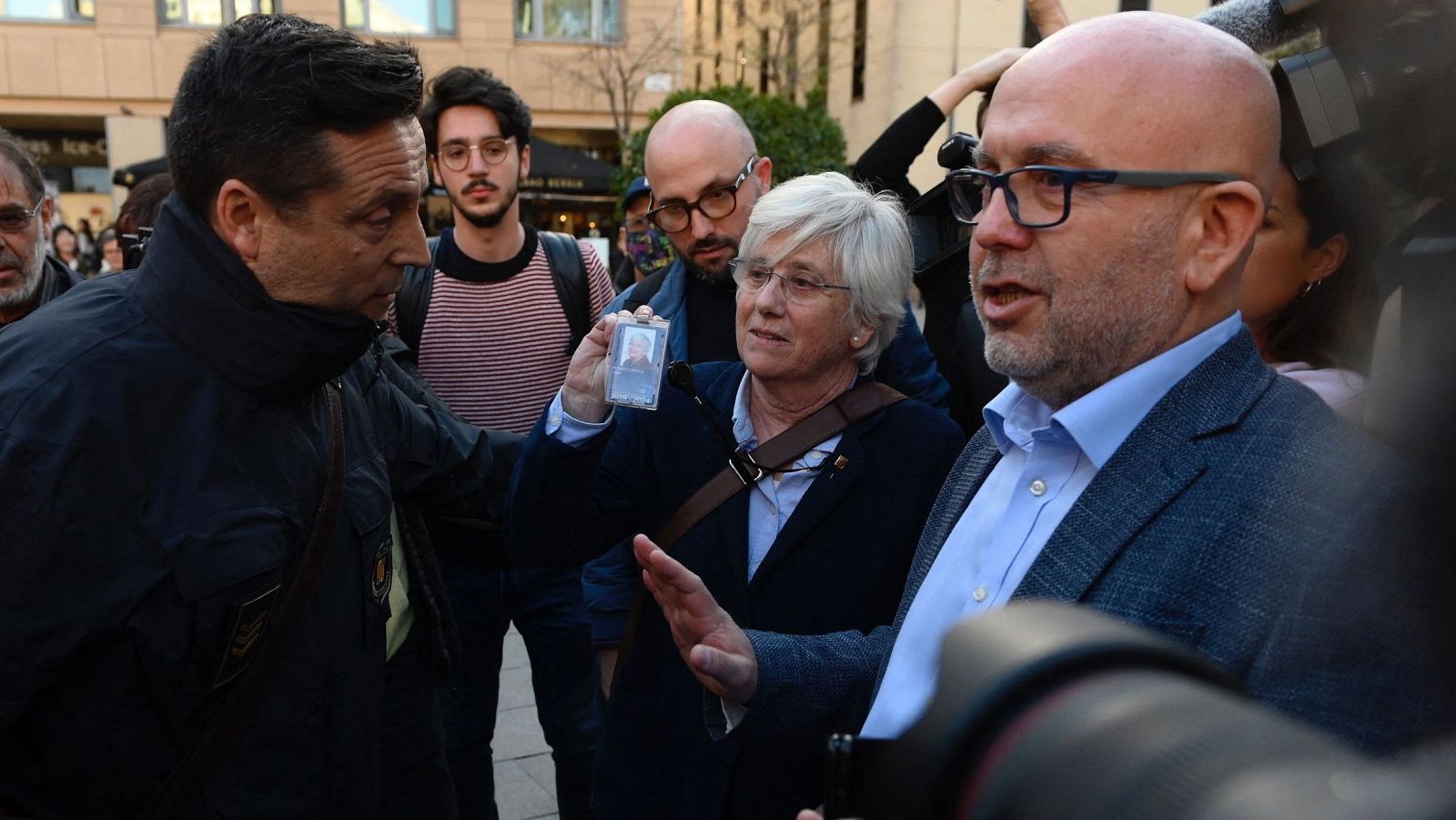 Los Mossos detienen a Ponsatí tras regresar a España después de más de cinco años huida en Bélgica y Escocia