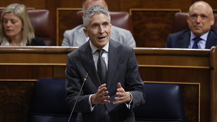 El PP pide de nuevo la dimisión de Marlaska por el cese "arbitrario" de Pérez de los Cobos y el ministro responde que "la pérdida de confianza" que lo motivó se mantiene