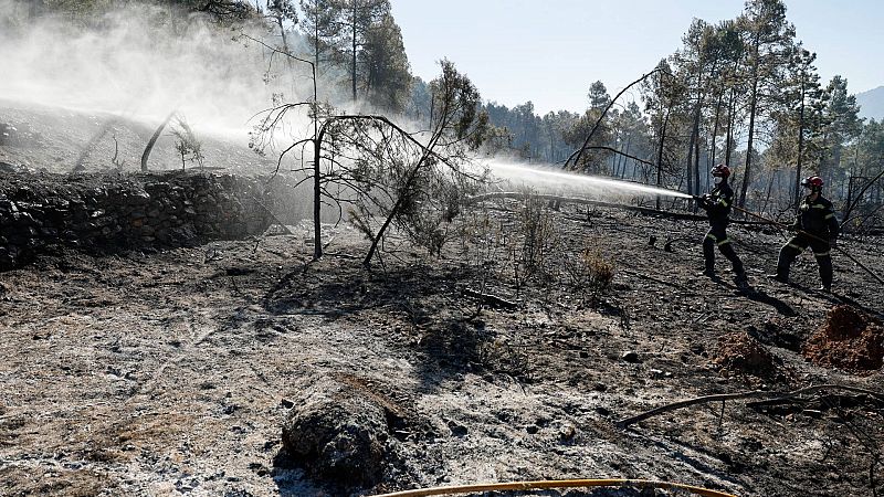El frío y la humedad ayudan a la estabilización del incendio de Castellón que ha quemado 4.600 hectáreas