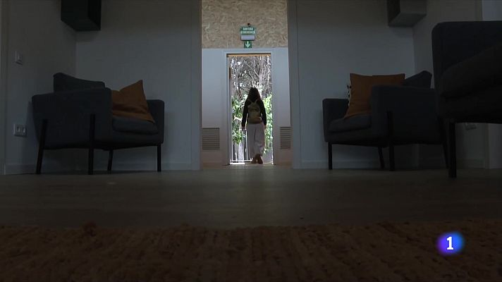 L'Informatiu - Catalunya tindrà 13 cases d'atenció a la infància i l'adolescència víctimes de violència sexual