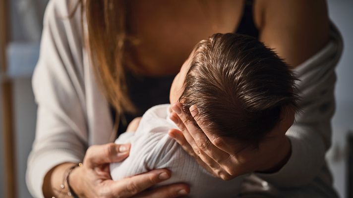 Experto en fertilidad: "Ha aumentado mucho la edad a la que las mujeres acuden a los centros de reproducción asistida"