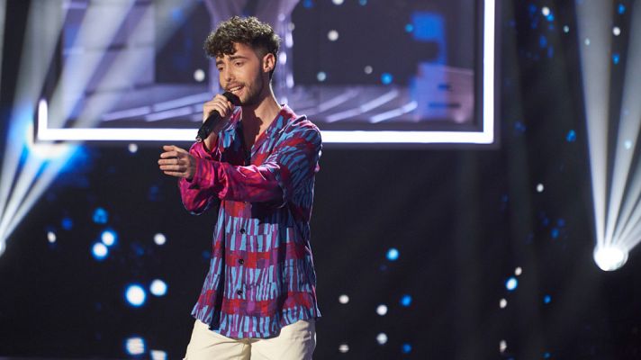 Cover Night - Edgar Bao lleva a la balada el súper hit "Quédate"