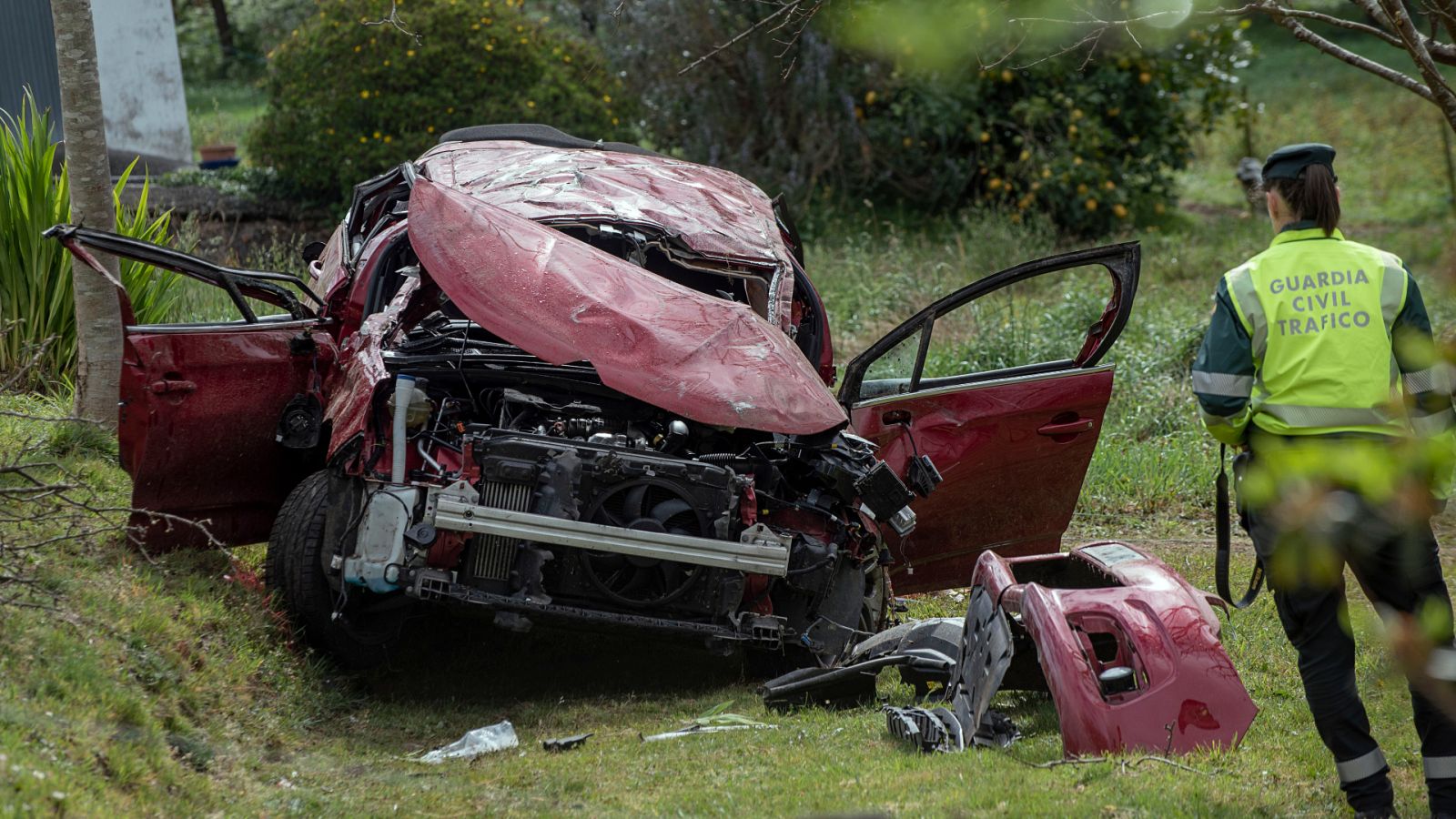 Mueren cuatro jóvenes en un accidente de tráfico en Lugo