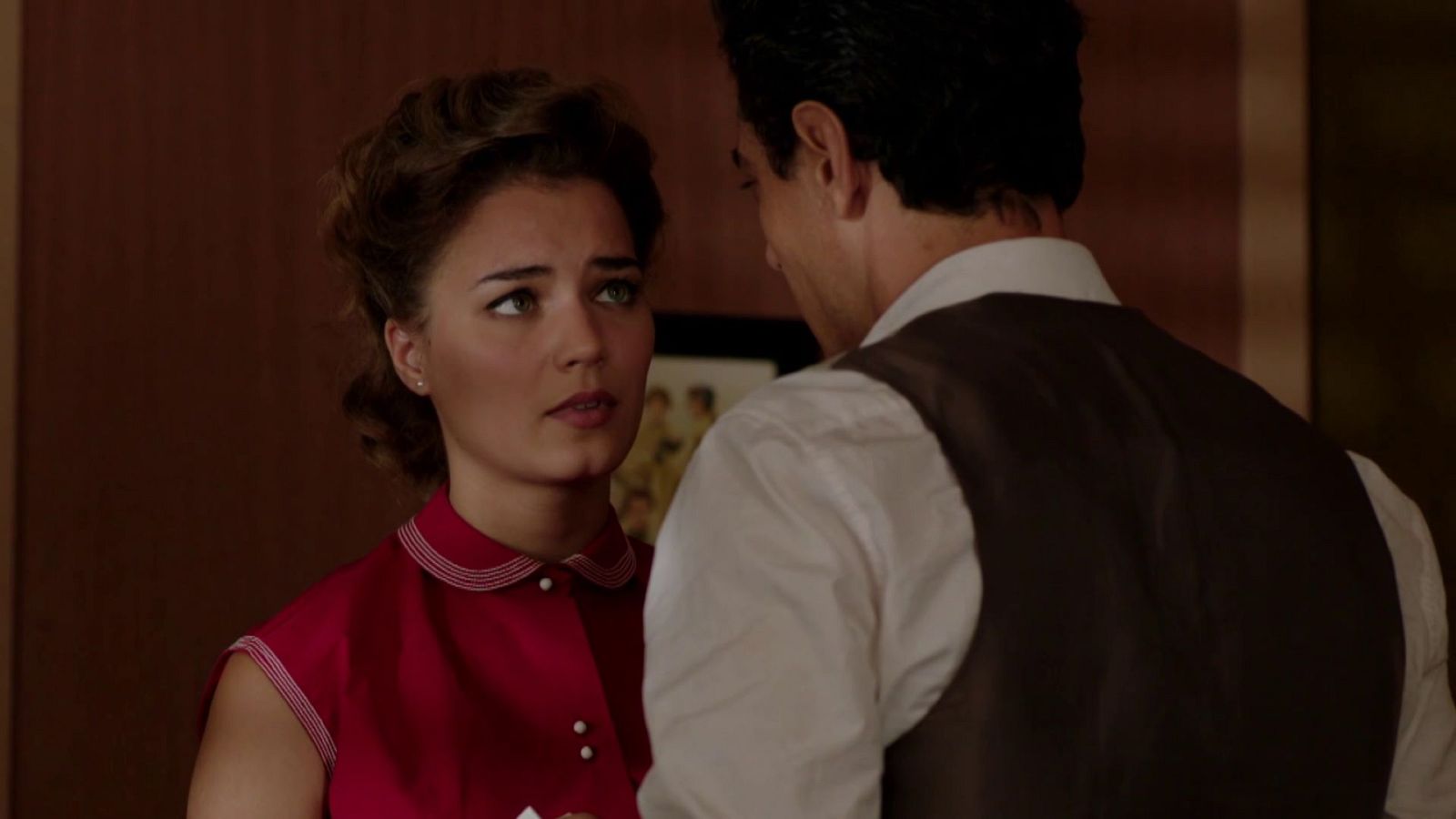 El paraíso de las señoras - T1 - Episodio 18: Obstáculos - Ver ahora