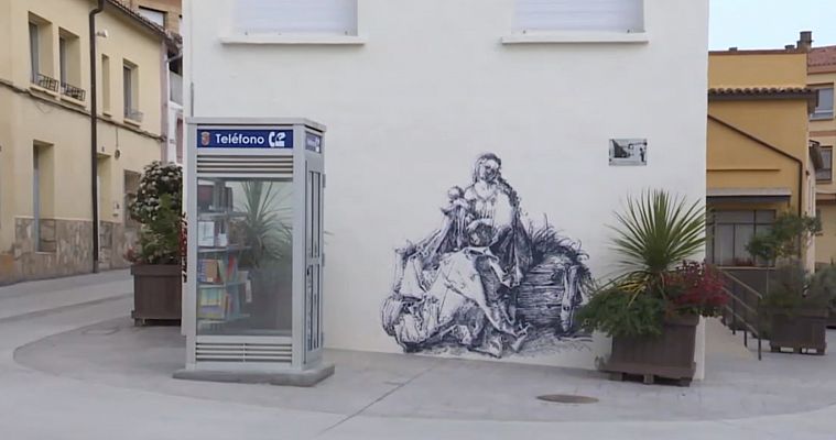 Telediario 1 - La 'bibliocabina', el particular nuevo espacio de lectura en Pradejón, La Rioja