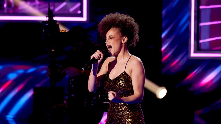 Cover Night - Virginia Alves cumple su promesa versionando 'Sobreviviré'