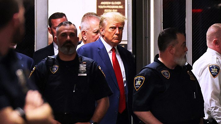 Telediario 1 - La Casa Blanca condena los ataques de Trump a los jueces