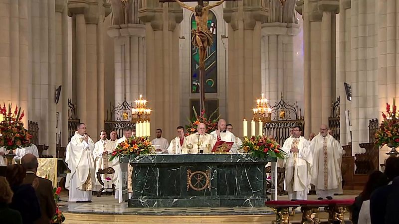 Semana Santa 2023 - Santos Oficios: Triduo Pascual de Jueves Santo y misa de la Cena del Señor - ver ahora