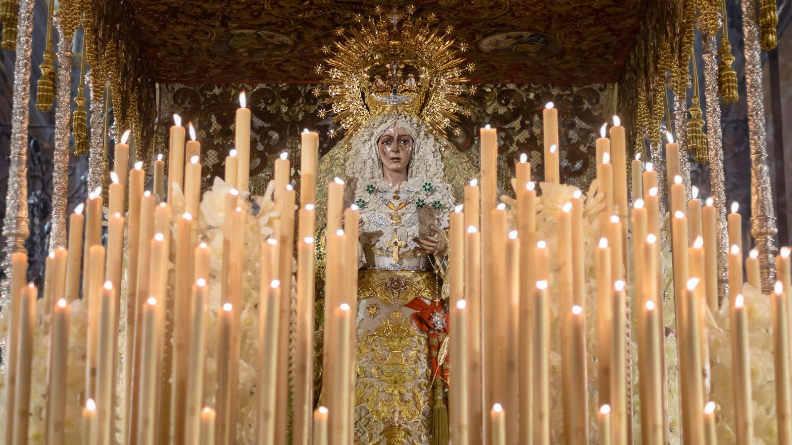 Semana Santa 2023: La "Madrugá" de Sevilla - RTVE.es