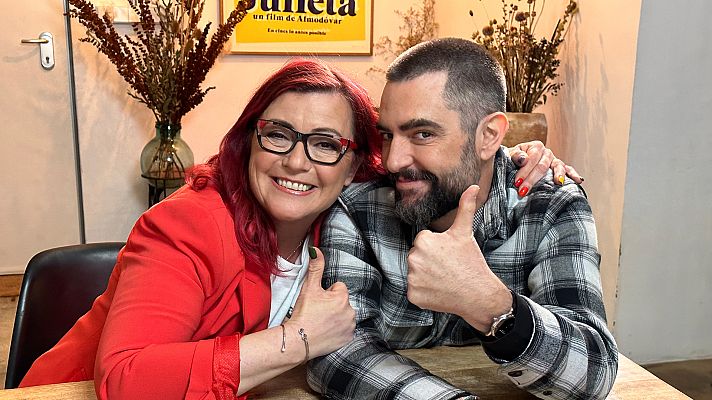 Una matemática viene a verte - Redes, influencers, pandemias y otras matemáticas del montón