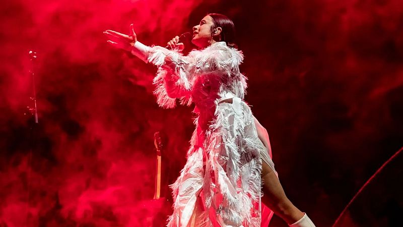 Blanca Paloma canta "Eaea" en el Eurovision in Concert 2023 de msterdam