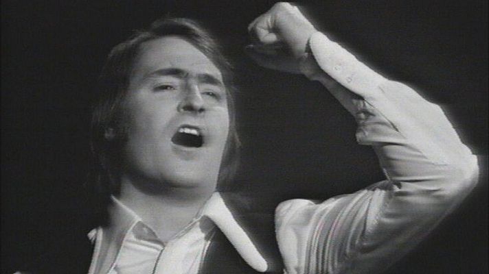 Telediario Fin de Semana - La voz de Nino Bravo sigue presente entre las nuevas generaciones, cuando se cumplen 50 años de su muerte