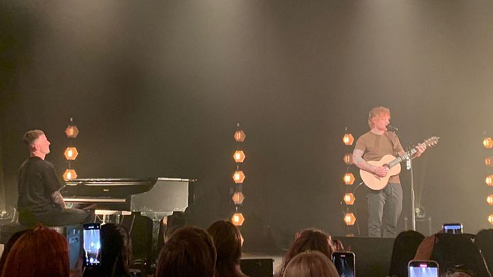 Telediario Fin de Semana - Ed Sheeran presenta su nuevo disco en un ambiente íntimo