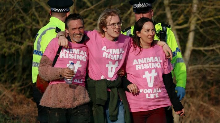 Telediario Fin de Semana - 118 detenidos por las protestas previas al Grand National