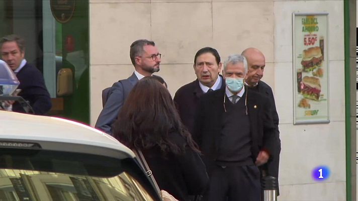 Telediario 1 - Villar se desvincula de la operación Soulé y Sánchez Arminio se niega a declarar
