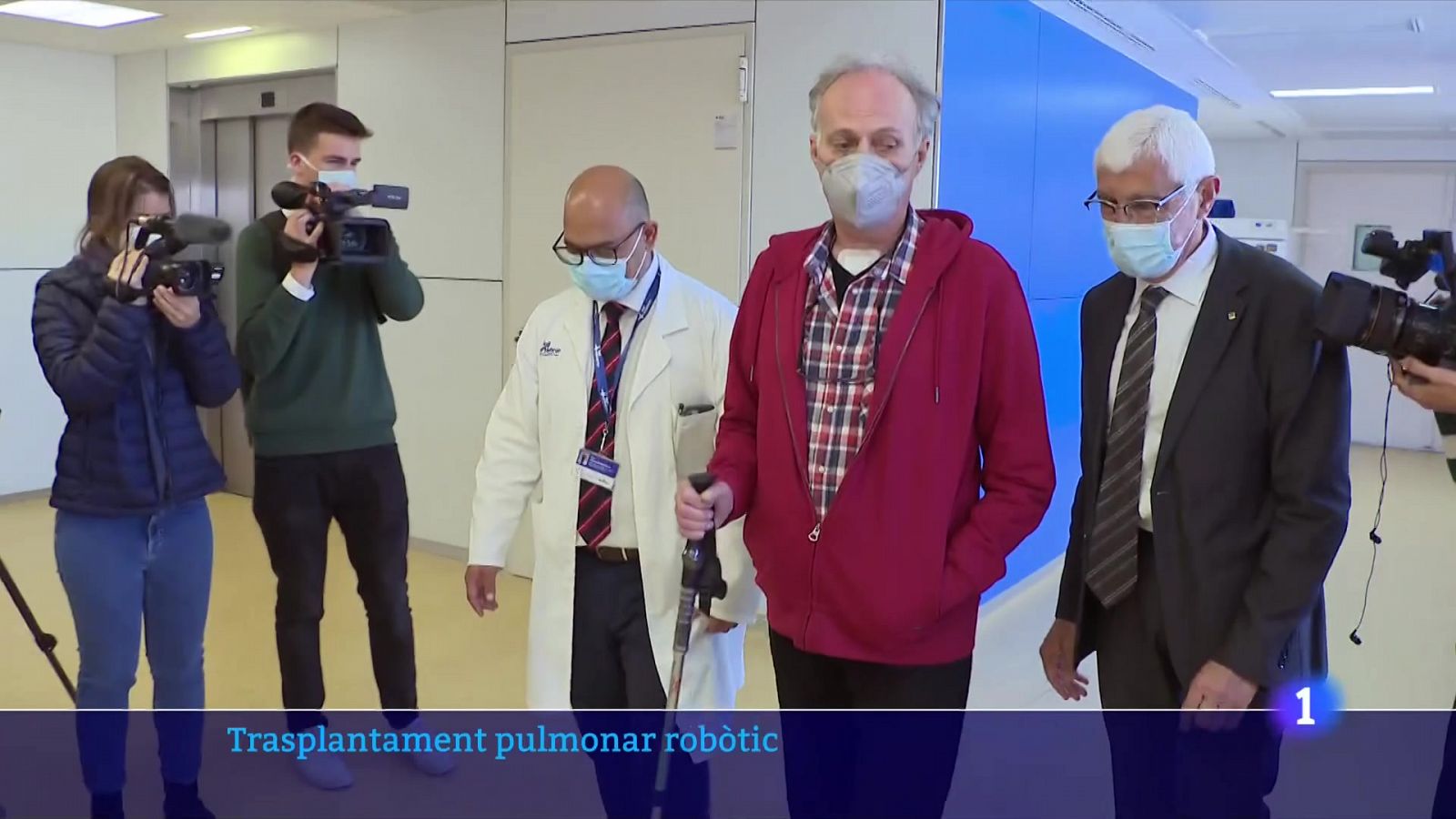 Primer trasplantament pulmonar completament robòtic al món