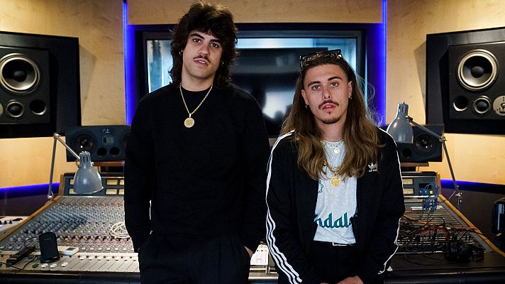 Telediario 2 - Flamenco, electrónica y personalidad: La Plazuela estrena su primer álbum