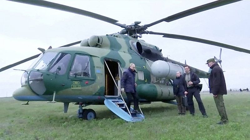Putin visita a los mandos militares en Jersón y Lugansk - Ver ahora