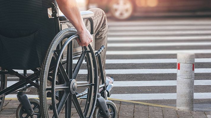 Telediario 1 - Estudiantes de arquitectura buscan edificios y ciudades más accesibles