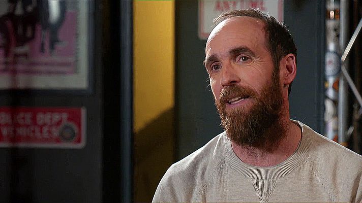 Una matemática viene a verte - Charla: Clara Grima y Eduardo Sáenz de Cabezón: ¿Es P = NP?