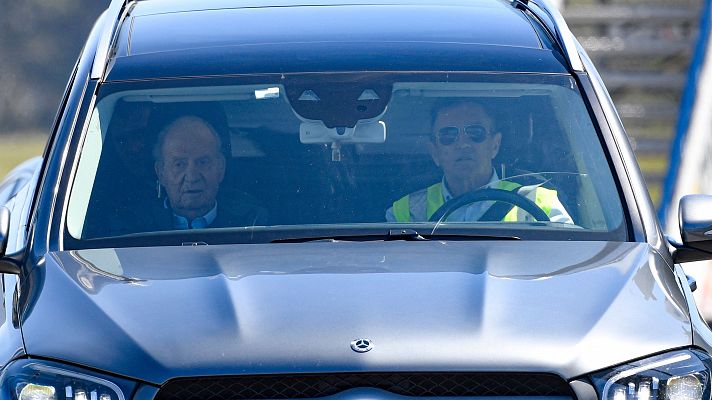 La hora de La 1 - Juan Carlos I aterriza en Vigo y viaja a Sanxenxo en su segunda visita a España tras su marcha a Abu Dabi