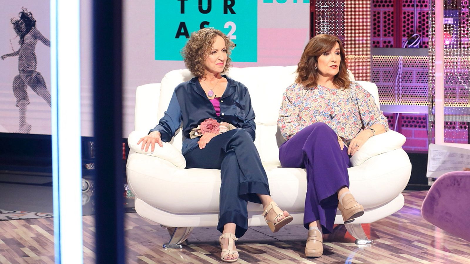 Culturas 2 - Entrevista a Elvira Lindo y Daniela Fejerman - Culturas 2 | Ver