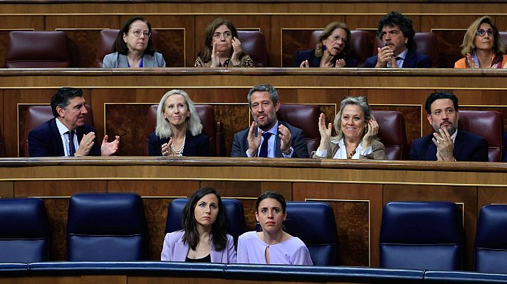 Telediario 1 - La reforma del 'sí es sí' sale adelante con los votos del PP y se agrieta la coalición