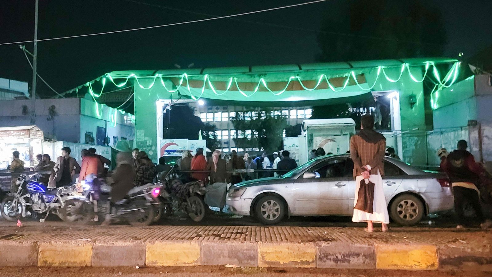 Una estampida durante el reparto de ayuda humanitaria deja varios muertos en Yemen