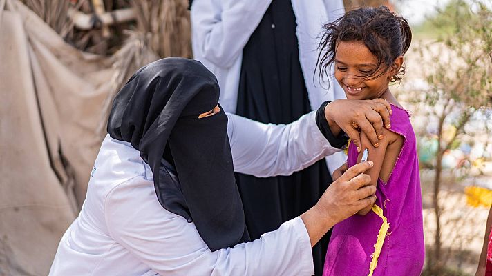 Telediario 1 - 67 millones de niños no han sido vacunados en el mundo debido a la pandemia