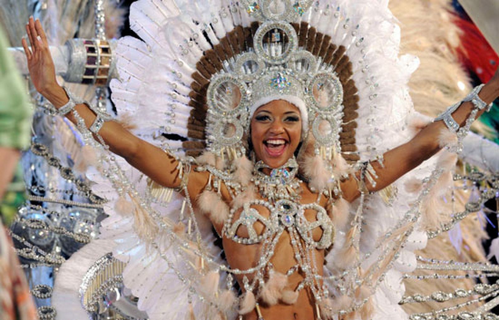 Mamen Matalleh, con "Yuma", reina en el Carnaval de la televisión 2010