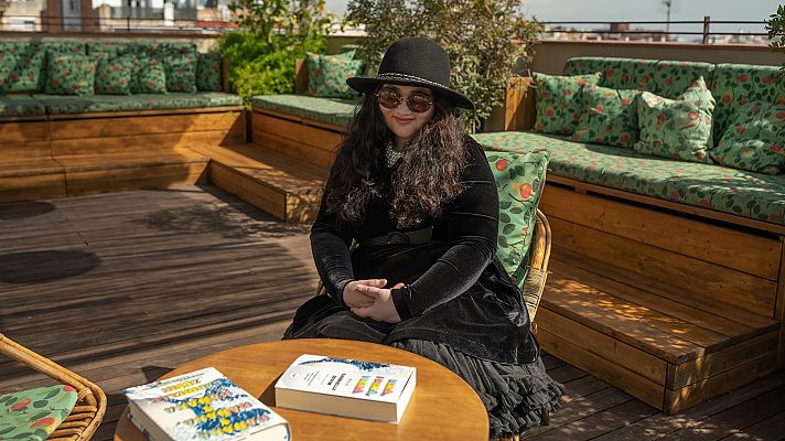 Página Dos - La  autora neoyorquina replantea los vínculos románticos