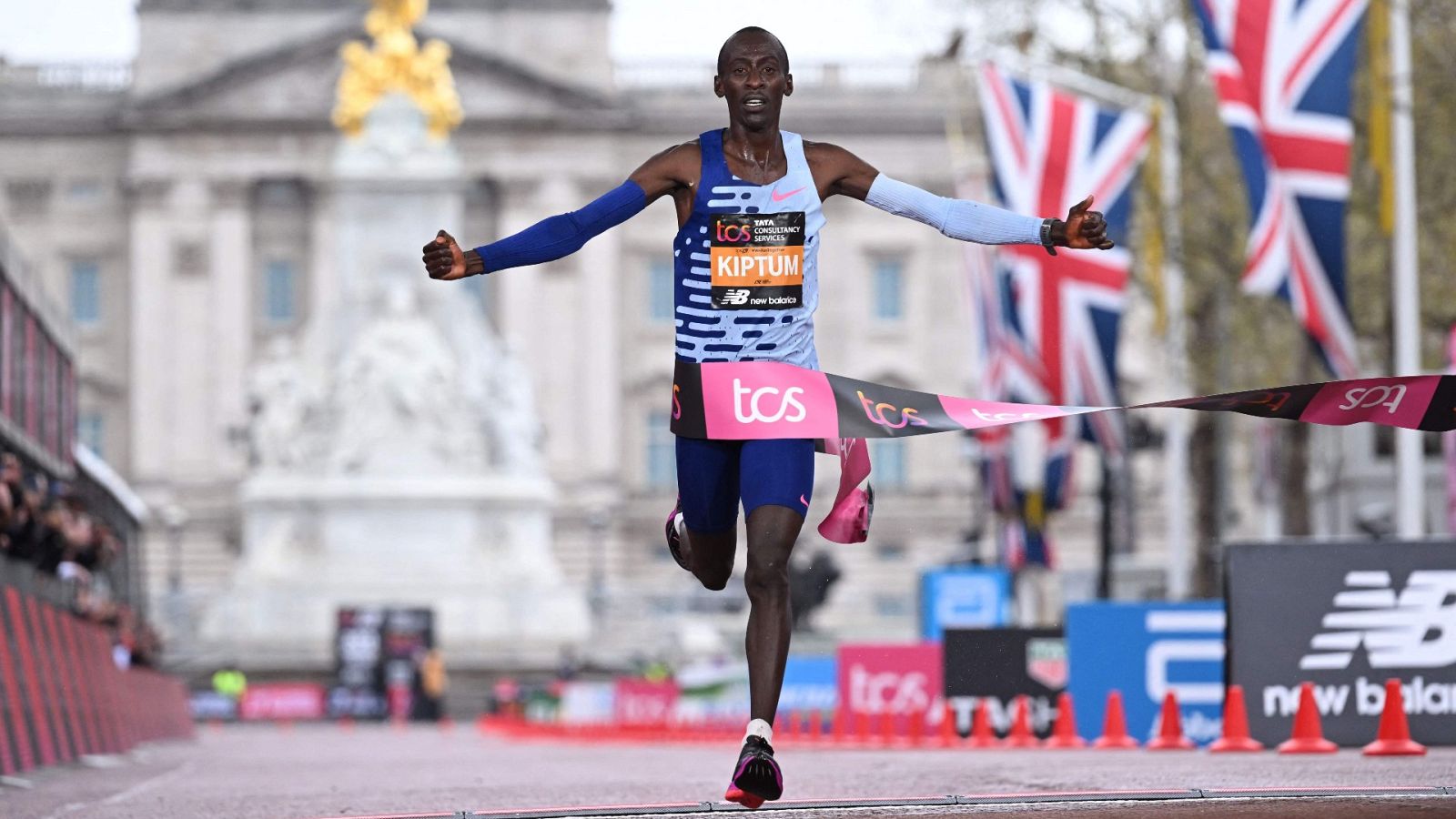 El keniano Kiptum logra la segunda mejor marca de la historia en la maratón de Londres