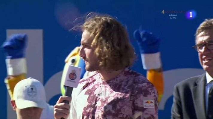 Tsitsipas: "Incluso quienes somos mayores te vemos como un ejemplo"