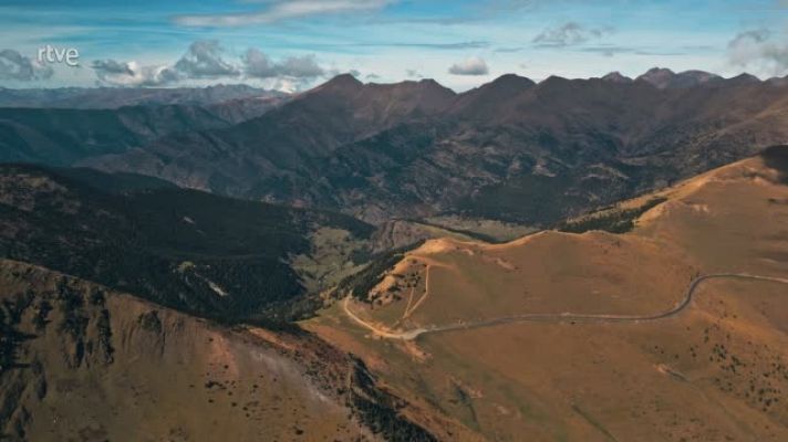  - El Cazador de Cerebros: Investigando en los Pirineos - Tráiler