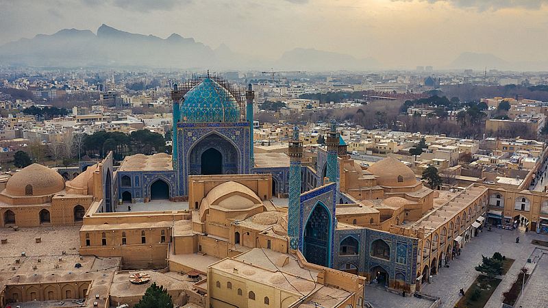 Paraísos cercanos - Irán, detrás del velo - ver ahora
