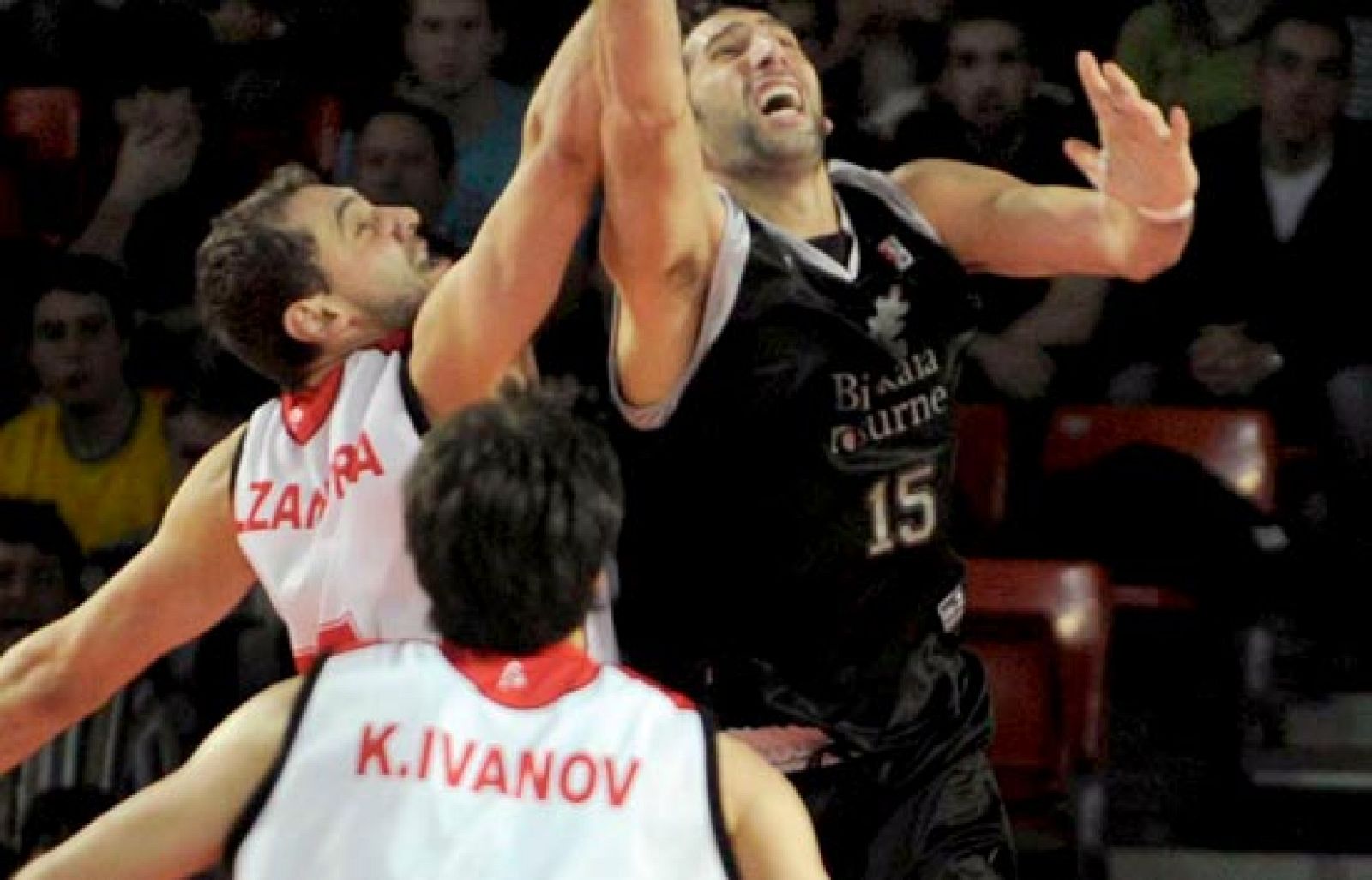 Bizkaia Bilbao Basket 84-67 Suzuki Manresa - Baloncesto en RTVE | Ver
