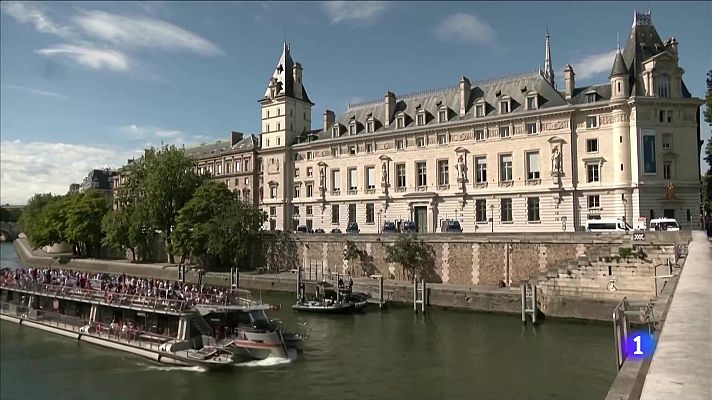 Emmanuel Carrère, testigo del juicio del Bataclan