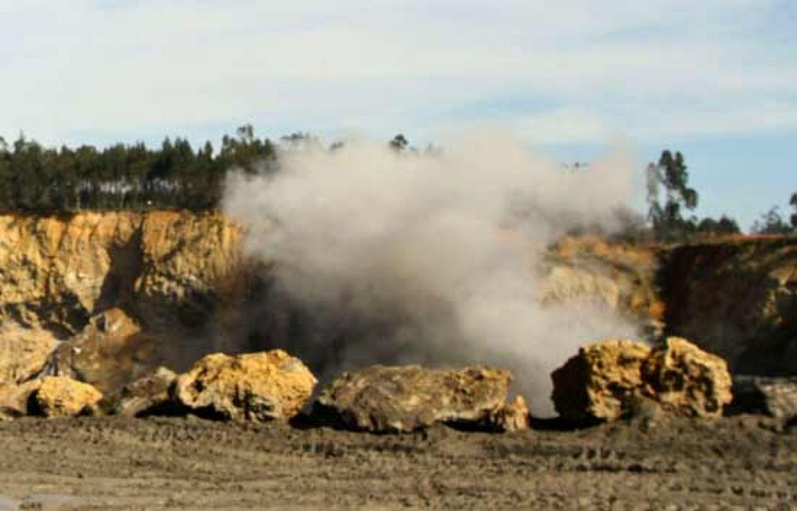 Portugal rebaja a 800 kilos el explosivo encontrado