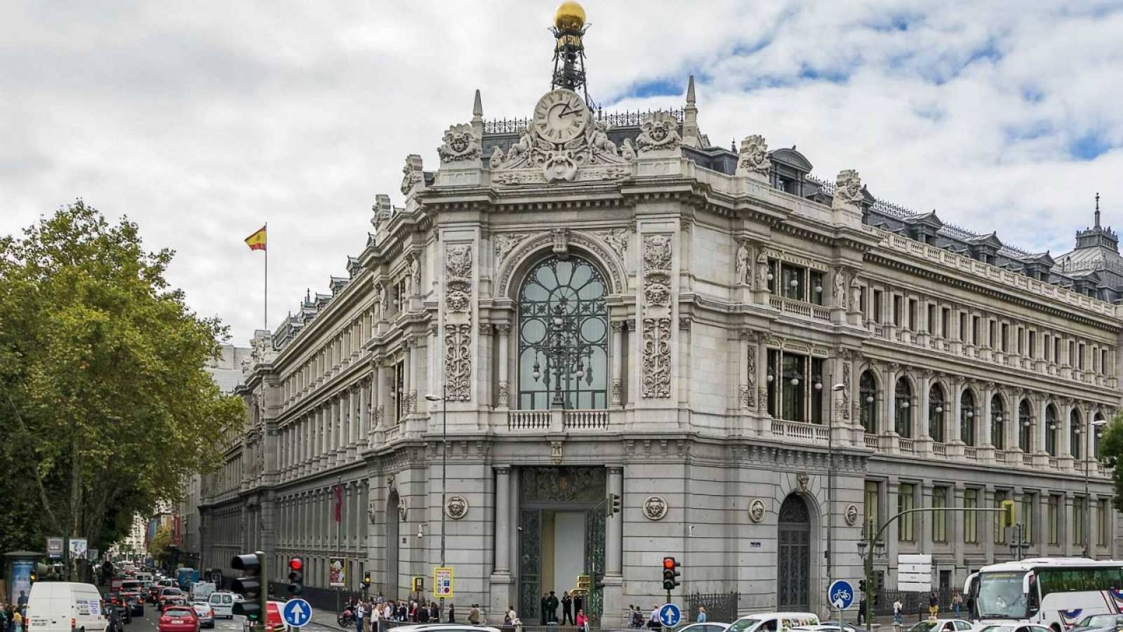 El Banco de España alerta del elevado gasto de energía respecto a los ingresos