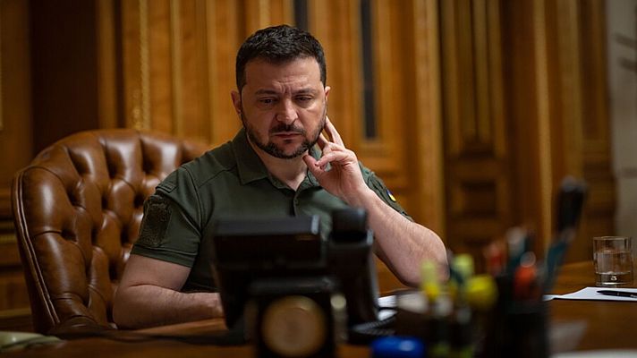 Telediario en lengua de signos - Telediario - 21 horas - 26/04/23 - Lengua de signos