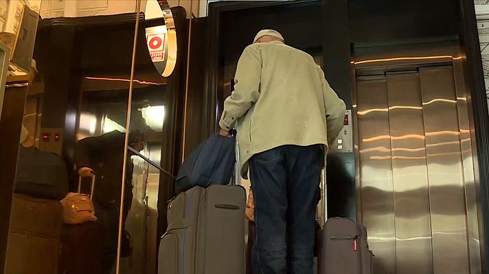 Telediario 1 - Un puente de mayo más caro y que apunta a récords de ocupación