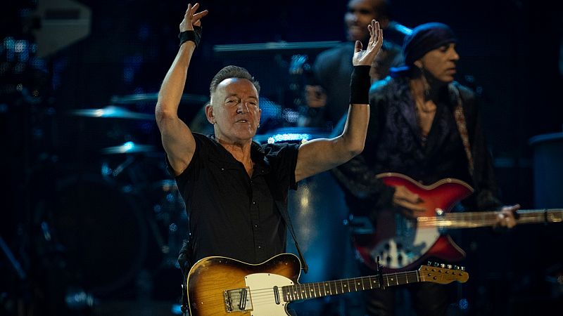 Bruce Springsteen arranca su gira europea en Barcelona ante 55.000 personas